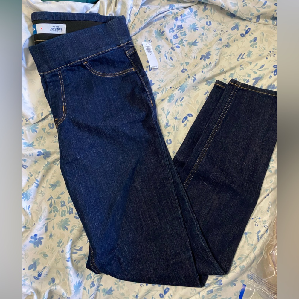 NWT Old Navy Dark Wash Jegging